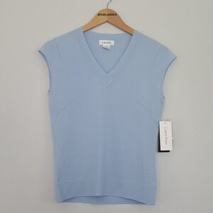 CalvinKlein V-Neck Top - Size S - NWT